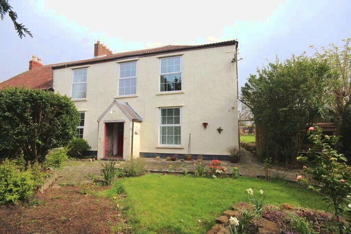 3 Bedroom Farm House To Rent In The Breaches, Easton-In-Gordano, BS20