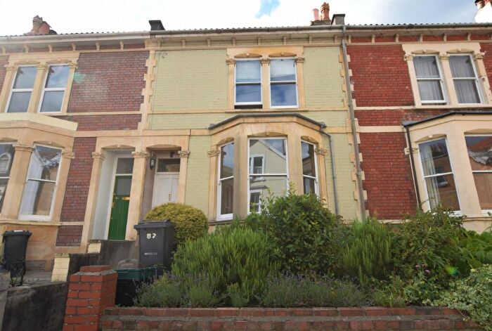 3 Bedroom Terraced House To Rent In York Road, Montpelier, Bristol, BS6