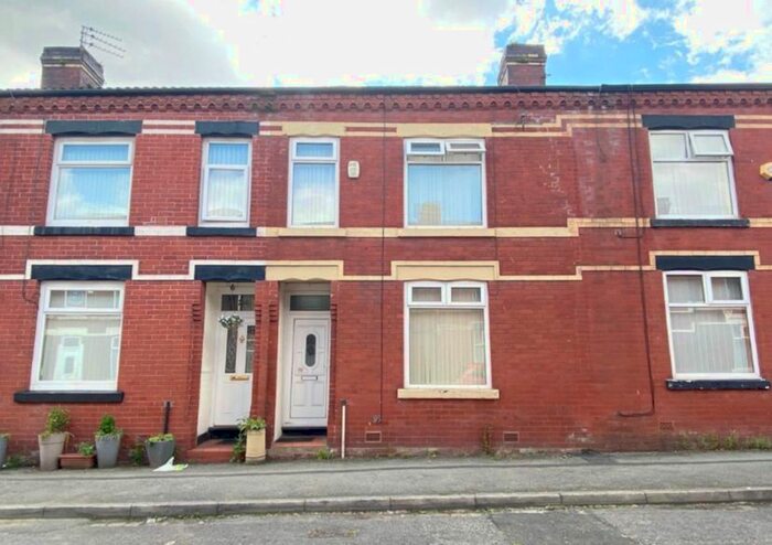 3 Bedroom Terraced House To Rent In Leighton Street, Manchester, M40