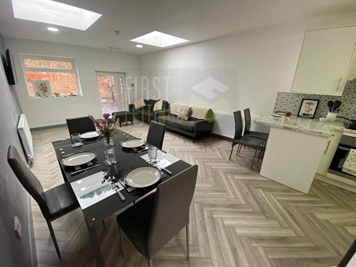 8 Bedroom House To Rent In Severn Street, Highfields, LE2