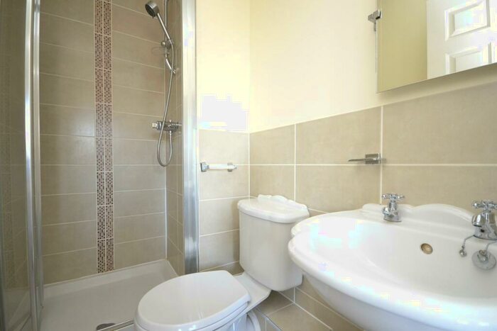 4 Bedroom Terraced House To Rent In Thackeray, Bristol, BS7