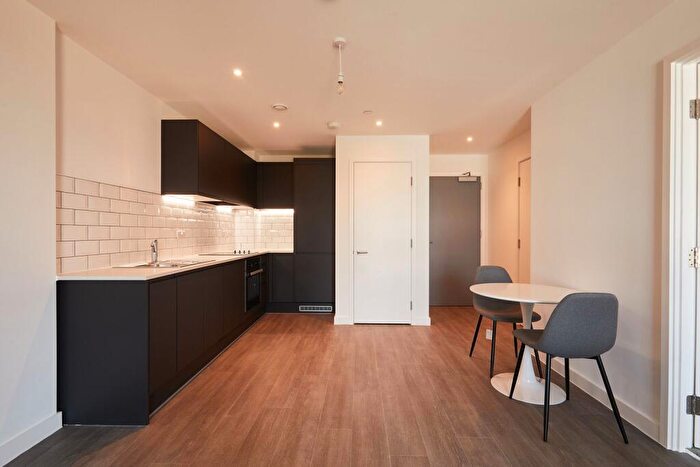 1 Bedroom Apartment To Rent In Talbot Road, Old Trafford, M16