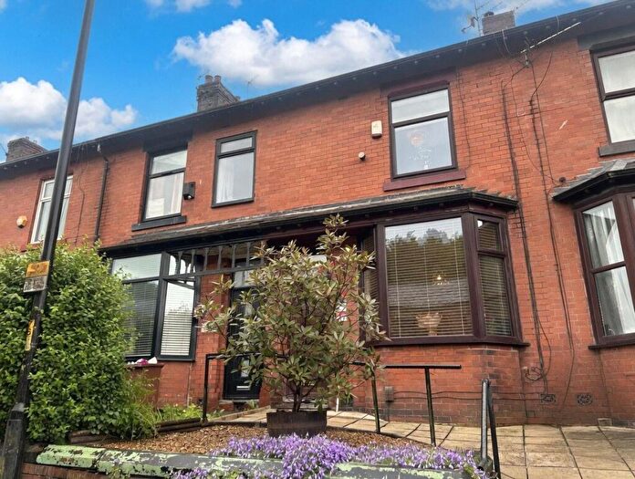 2 Bedroom Terraced House For Sale In Huddersfield Road, Waterhead, Oldham, OL4