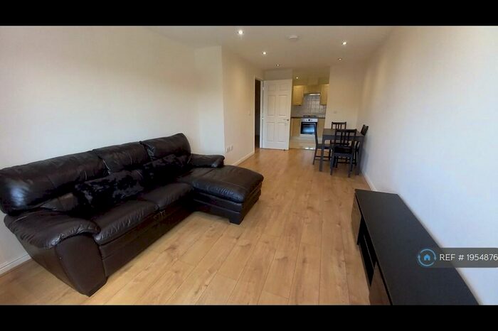1 Bedroom Flat To Rent In Kenton Road, Harrow, HA3