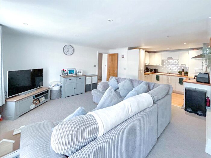 2 Bedroom Flat For Sale In Foots Cray High Street, Sidcup, DA14