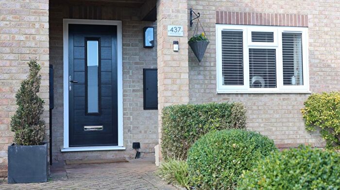 4 Bedroom Detached House For Sale In Thorney Leys, Witney, Oxfordshire, OX28