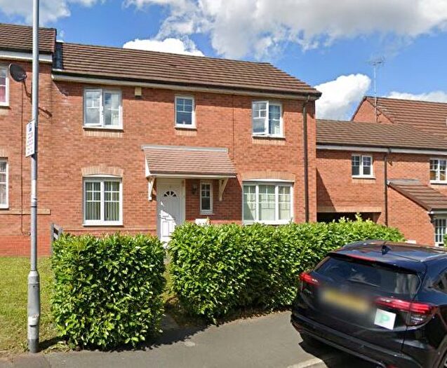 3 Bedroom Semi-Detached House To Rent In Saddlecote Close, Manchester, M8