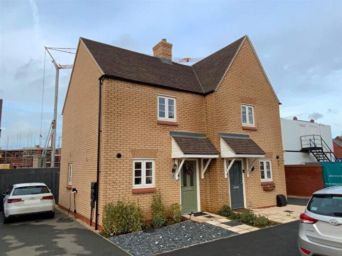 2 Bedroom Semi Detached House For Sale In Kilsby Drive, Towcester, NN12