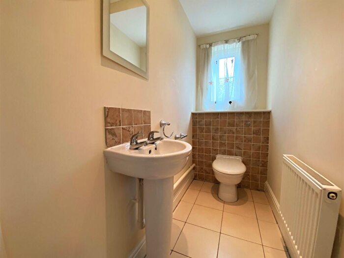 2 Bedroom End Of Terrace House To Rent In Cobb Close, Bury St Edmunds, IP32