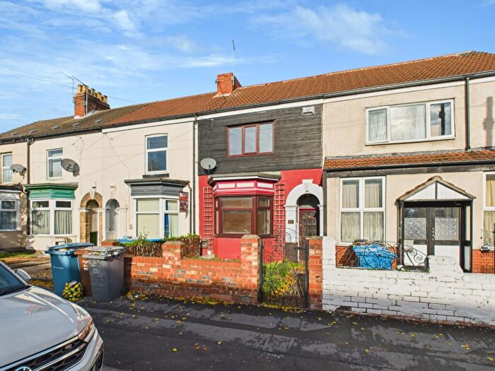 2 Bedroom Terraced House For Sale In Alexandra Road, Hull, HU5