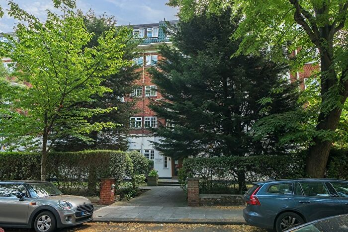 Studio To Rent In Acol Road, London, NW6