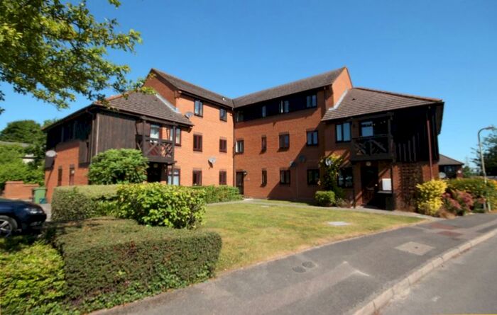 1 Bedroom Apartment To Rent In Roebuck Court, Didcot, Oxfordshire, OX11