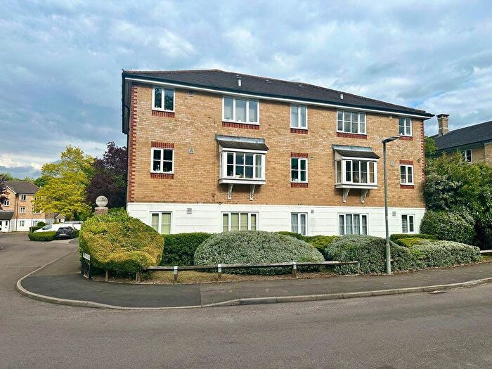 Flat To Rent In Chipstead Close, South Sutton / Belmont, SM2