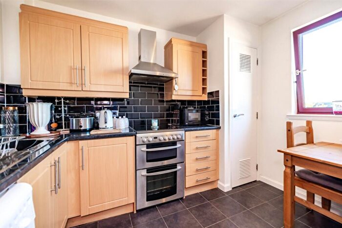 2 Bedroom Flat To Rent In Cairnfield Circle, Bucksburn, Aberdeen, AB21