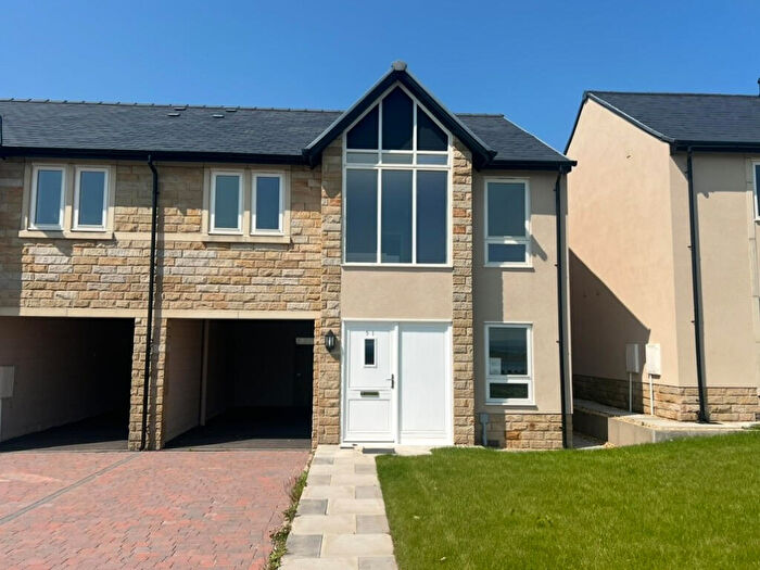 3 Bedroom Semi-Detached House To Rent In Hall Barn Drive, Longridge, PR3