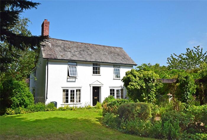 4 Bedroom Detached House For Sale In Fenny Bridges, Honiton, Devon, EX14