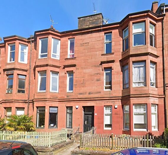 2 Bedroom Flat To Rent In White Street, Glasgow, G11
