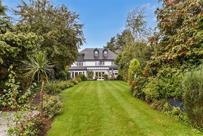 5 Bedroom Detached House For Sale In Bowes Hill, Rowlands Castle, PO9