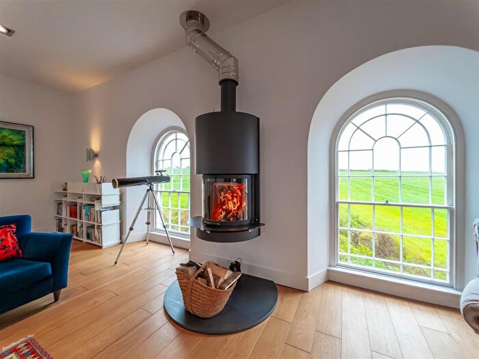 4 Bedroom Town House For Sale In Manhay, Helston, TR13