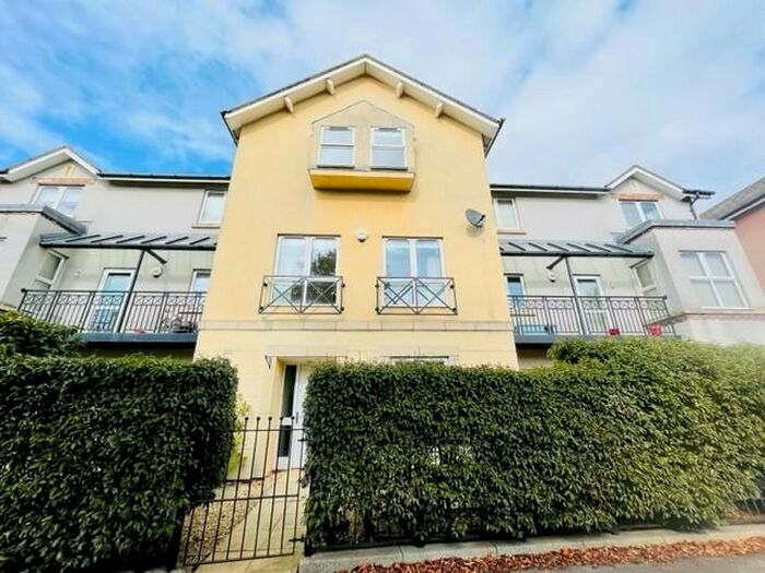 4 Bedroom House To Rent In Phoenix Way, Portishead, BS20