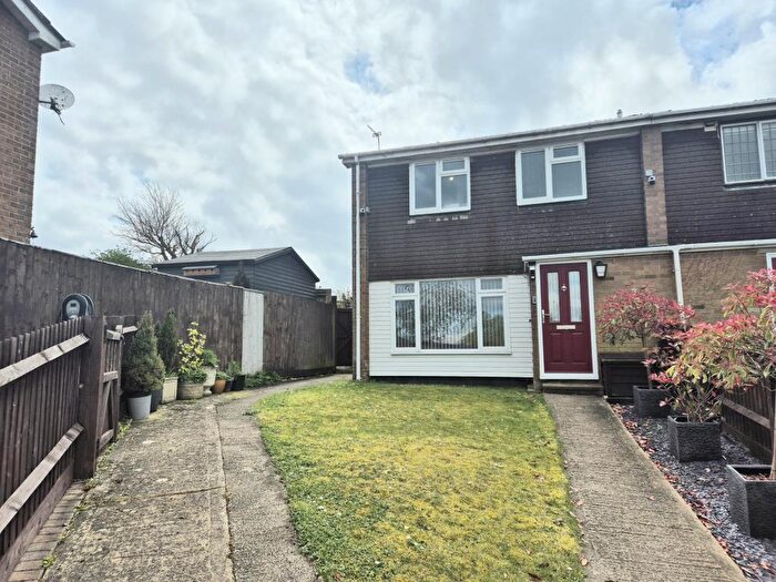 3 Bedroom End Of Terrace House For Sale In Cornish Road, Chipping Norton, OX7