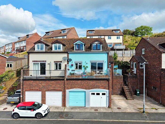 3 Bedroom Semi-Detached House For Sale In Upper Longlands, Dawlish, EX7