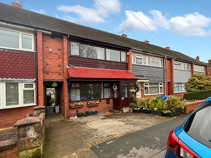 3 Bedroom Town House For Sale In Dividy Road, Berryhill, Stoke-On-Trent, ST2