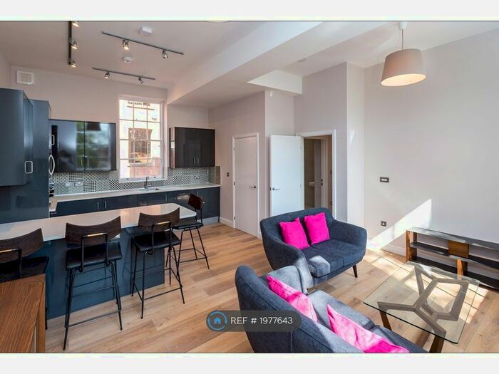 2 Bedroom Flat To Rent In Kayes Walk, Nottingham, NG1