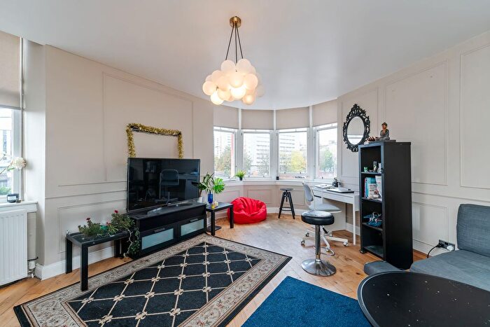 2 Bedroom Flat For Sale In Hunter Street, Glasgow, G4