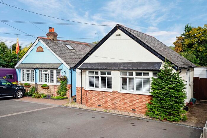 3 Bedroom Detached House For Sale In Wycombe Lane, Wooburn Green, High Wycombe, HP10
