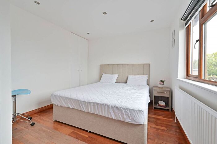 2 Bedroom End Terrace House To Rent In Lea Crescent, Ruislip Gardens, Ruislip, HA4