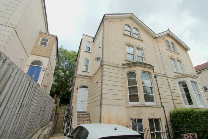 1 Bedroom Flat To Rent In Cotham Brow, Bristol, BS6