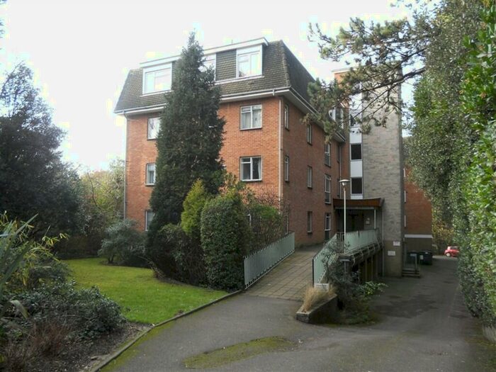 1 Bedroom Apartment To Rent In Woodland Grange, Dean Park Road, Bournemouth, BH1