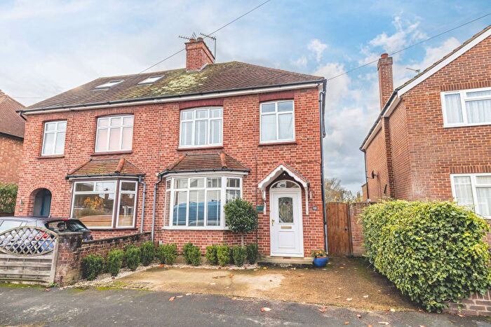 3 Bedroom Property To Rent In South Avenue, Egham, TW20