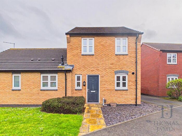 2 Bedroom Semi Detached House For Sale In Tongue Way, Ruddington, NG11