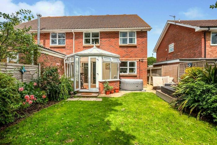 3 Bedroom Semi-Detached House To Rent In Brook Gardens, Emsworth, Hampshire, PO10