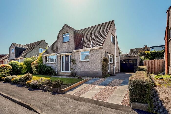 3 Bedroom Detached House To Rent In Fox Spring Crescent, Comiston, Edinburgh, EH10
