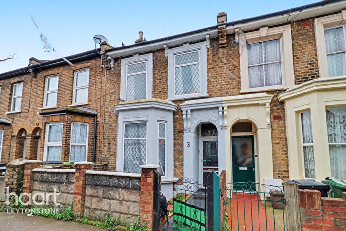 3 Bedroom Terraced House For Sale In Harvey Road, London, E11