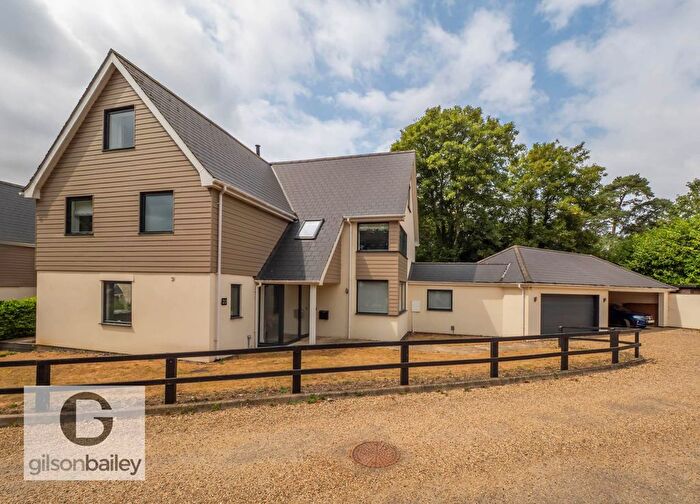 6 Bedroom Detached House For Sale In Station New Road, Brundall, NR13