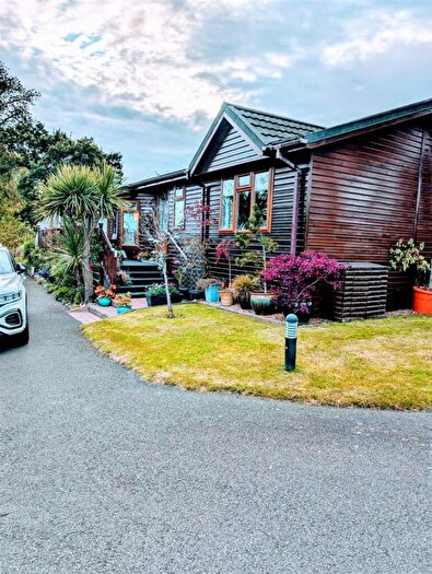 2 Bedroom Park Home For Sale In Letham Fues Caravan Park, Leven, KY8