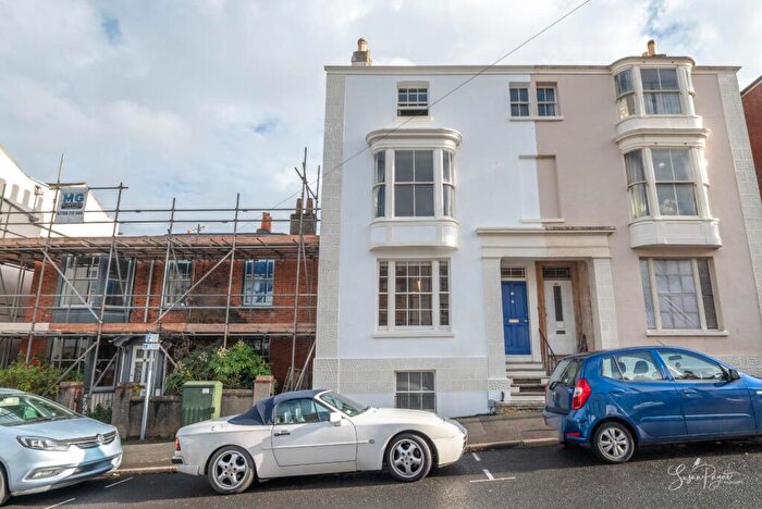 4 Bedroom Town House For Sale In George Street, Ryde, PO33
