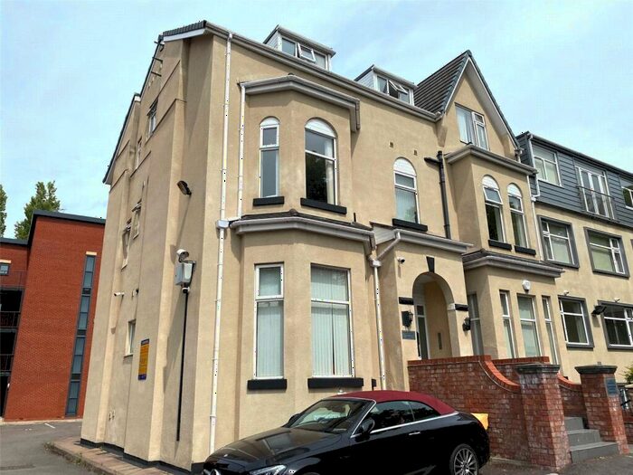 1 Bedroom Apartment To Rent In Wilbraham Court, - Wilbraham Road, Fallowfield, Manchester, M14