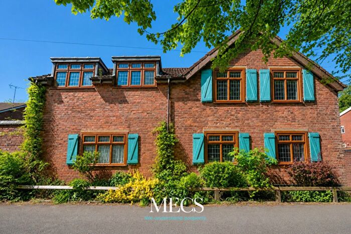 3 Bedroom Detached House For Sale In Windermere Road, Moseley, Birmingham, West Midlands, B13