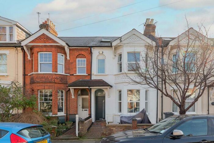 4 Bedroom Property To Rent In Whitestile Road, Brentford, TW8