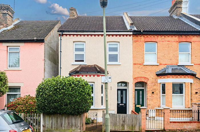 2 Bedroom End Of Terrace House For Sale In Addison Road, Bromley, BR2