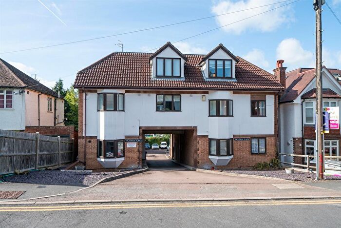 2 Bedroom Flat To Rent In Victoria Place, Alexandra Road, Hemel Hempstead, HP2