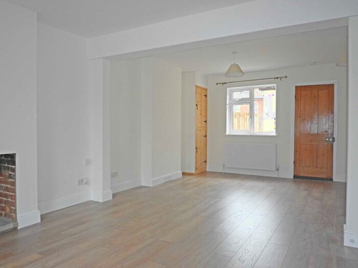 3 Bedroom Semi-Detached House To Rent In Bramford Road, Ipswich, IP1