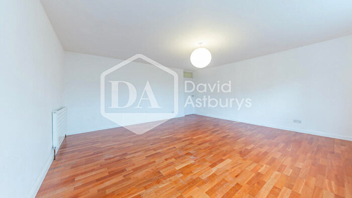2 Bedroom Apartment To Rent In Waverley Road, Crouch End, London, N8