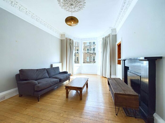 2 Bedroom Flat To Rent In Bruntsfield Avenue, Bruntsfield, Edinburgh, EH10