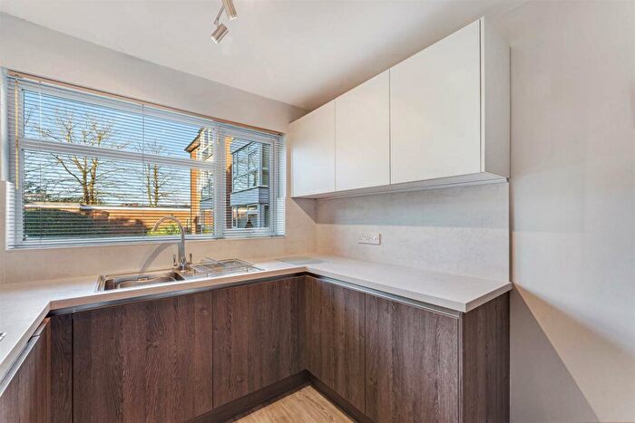 2 Bedroom Apartment For Sale In Wrayton Lodge, Whitehall Road, Sale, M33